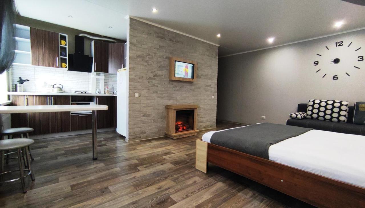 Люкс В Центре Металлургов 31 Kr Apartments Krivij Rih Kültér fotó