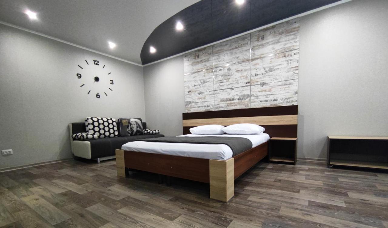 Люкс В Центре Металлургов 31 Kr Apartments Krivij Rih Kültér fotó